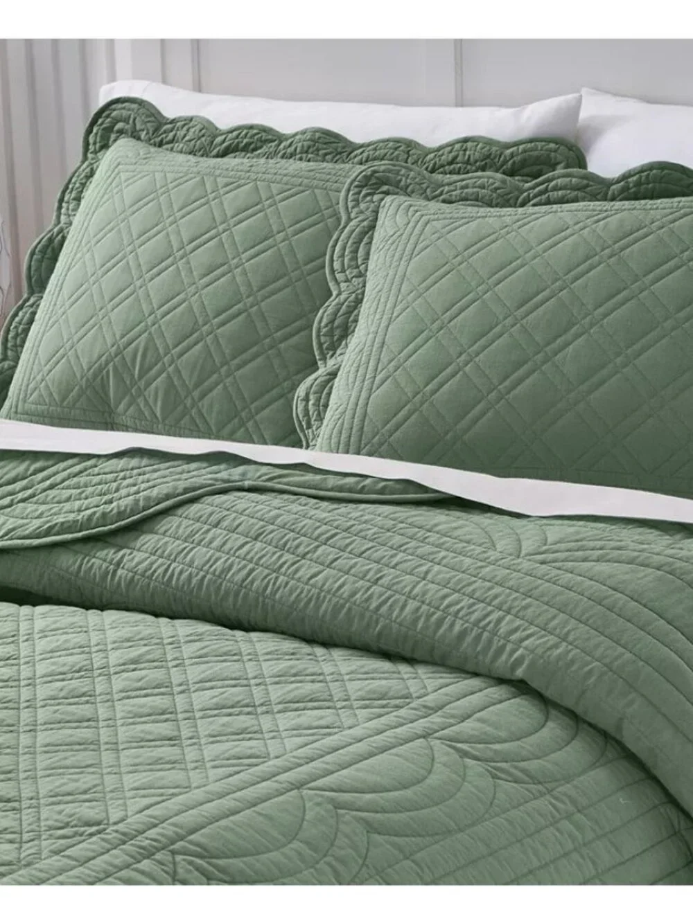Charter Club Bailey Scallop 3-Piece Quilt Set – Full/Queen $285